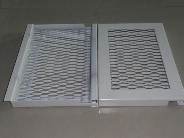 室內(nèi)沖孔勾搭式鋁單板1